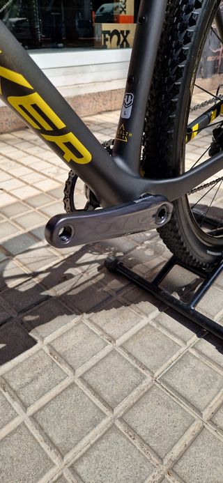 Mondraker Podium Talla L
9 kgrs.