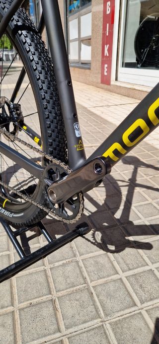 Mondraker Podium Talla L
9 kgrs.