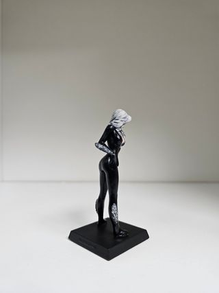 Gata Negra Marvel figura de Plomo
