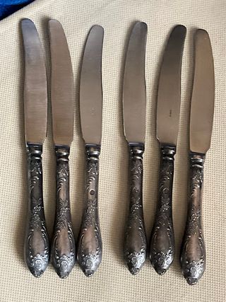 Set 6 coltelli da tavola con lame in acciaio