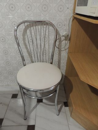 Mesa y 4 Sillas Cocina cromadas