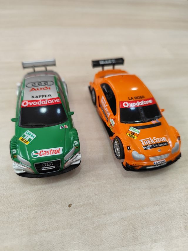 Lote 2 coches Scalextric Compac Audi y Mercedes