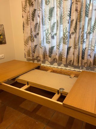 Mesa de comedor de madera extensible