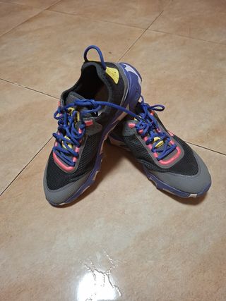 Zapatillas Nike Talla 37 Gris y Rosa
