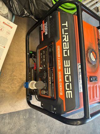 Generador Electrico a gasolina Turbo 3300