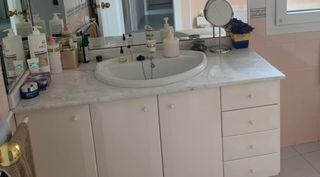 Mueble de baño mármol y madera