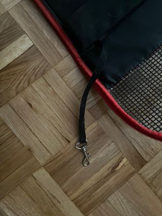 Transportín mascota rojo flores