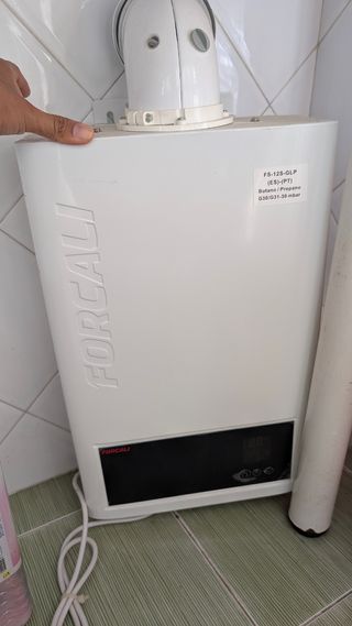 Calentador de gas Forcali FS-12S-GLP