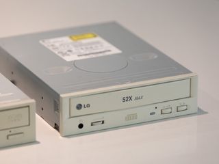 Lotto 3 lettori/masterizzatori IDE Benq, LG