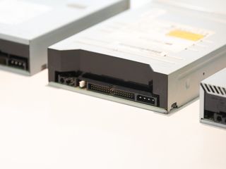 Lotto 3 lettori/masterizzatori IDE Benq, LG