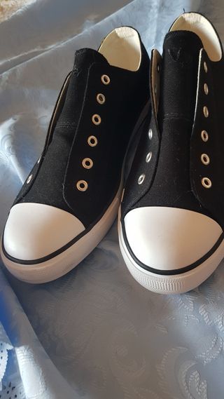 Scarpe comode senza lacci nere