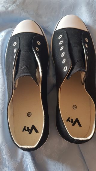 Scarpe comode senza lacci nere