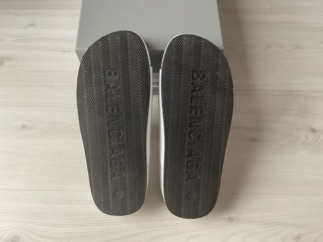 Sandalias Balenciaga Blancas