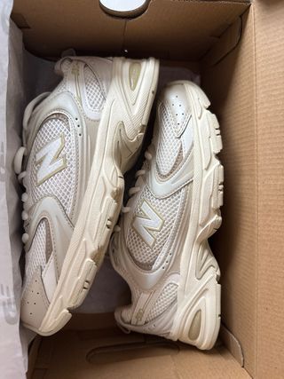 Zapatillas New Balance 530 Beige/Blanco
