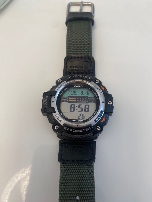 Reloj Casio SGW-300H Altimeter Barometer