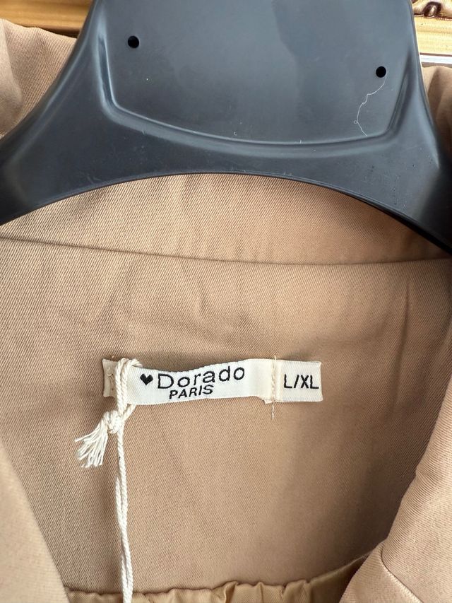 Trench corto beige ricamato Taglia L