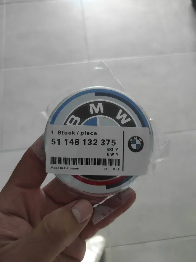 1 ANAGRAMA/EMBLEMA BMW CAPÓ 82 mm 50TH ANIVERSARIO