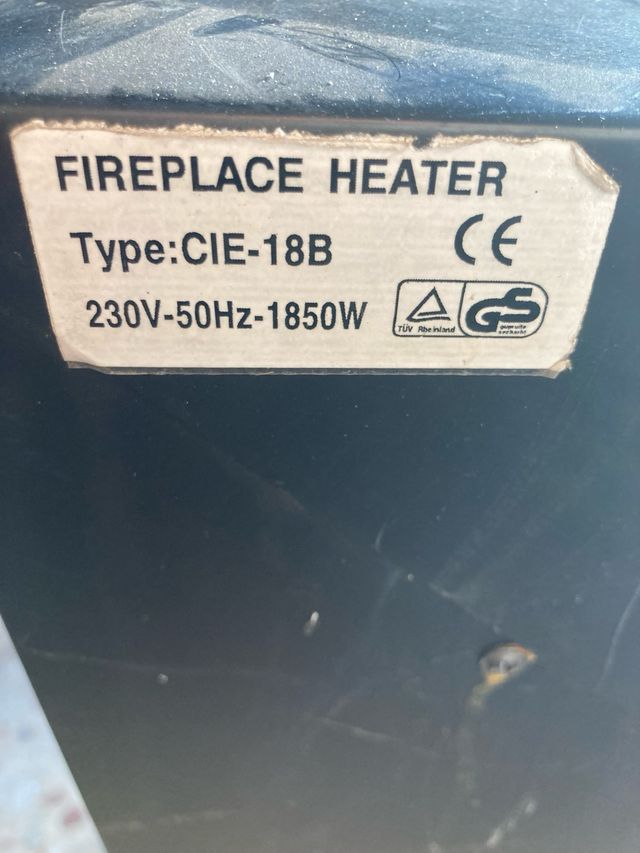 Estufa Eléctrica Chimenea Negra