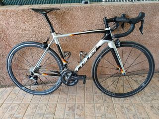 Bicicleta Carretera Coluer Invicta talla 53.
