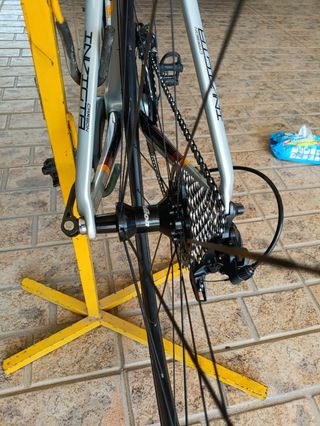 Bicicleta Carretera Coluer Invicta talla 53.

