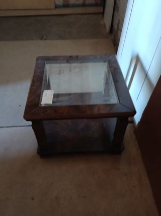 Mesa telefonera de madera con cristal