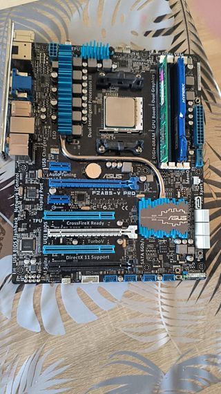 Placa base ASUS F2A85-V PRO