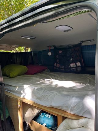 Hyundai H1 2005