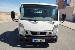 NISSAN NT400 CABSTAR *** 9.000kms ***