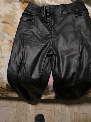 Pantalones de cuero negros