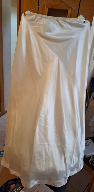 Traje de Novia. Diseño medieval.