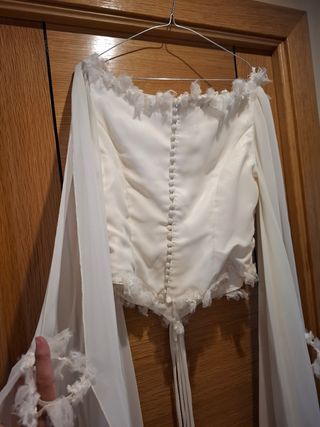 Traje de Novia. Diseño medieval.