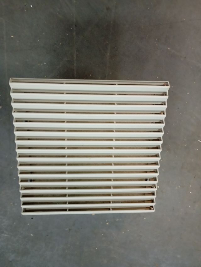 Ventilador Cuadro Eléctrico con Regilla 255x255