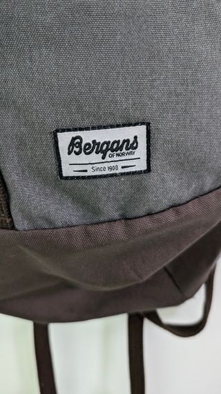 Zaino Bergans Geilo 16L grigio e marrone.