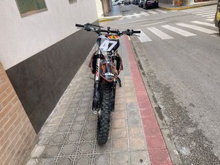 ktm 450 sx-f 2021 con 66 horas. se aceptan cambios