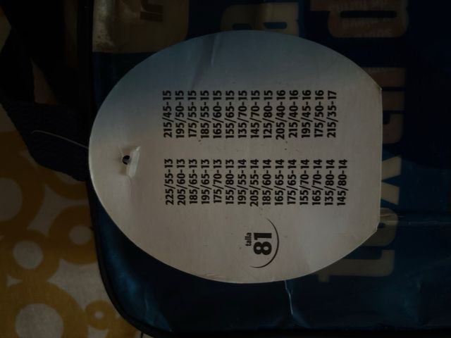 Cadenas textil nieve