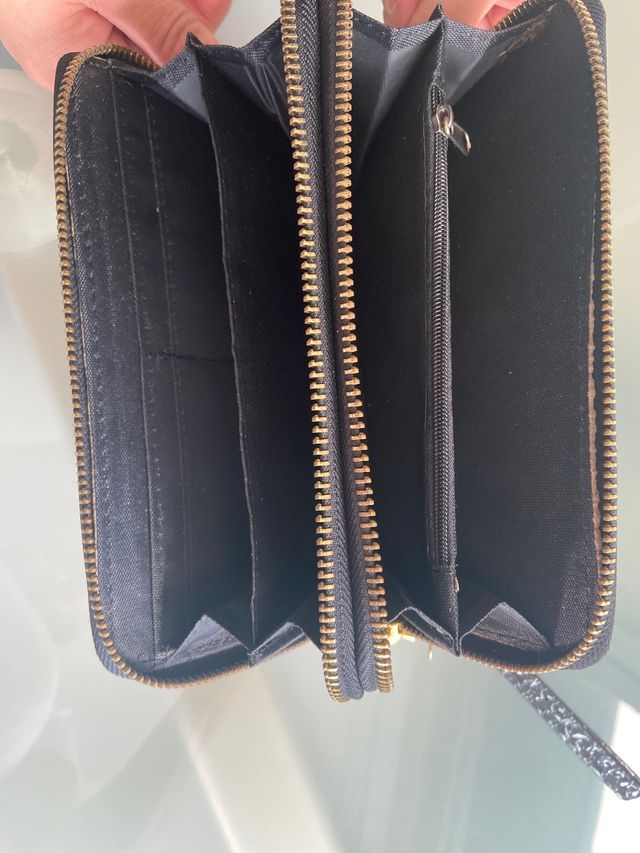 Bolso de mano billetera