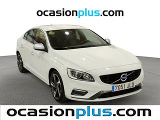 Volvo S60 D4 R-Design Momentum Auto 140 kW (190 CV)