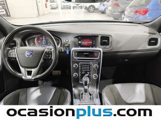 Volvo S60 D4 R-Design Momentum Auto 140 kW (190 CV)