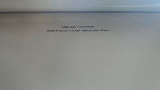 Máquina de escribir Olivetti Dora