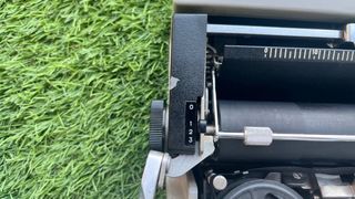 Máquina de escribir Olivetti Dora