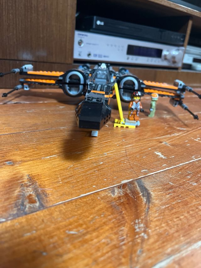 X-Wing Poe Dameron Lego Star Wars con istruzioni