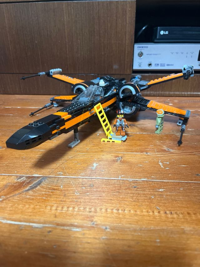X-Wing Poe Dameron Lego Star Wars con istruzioni