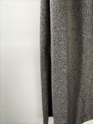 Falda de punto fino gris plateado