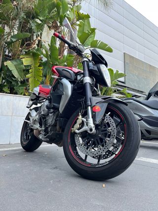 Mv Agusta 675 Brutale