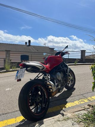 Mv Agusta 675 Brutale