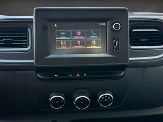Renault Master 2022 Carrozado con trampilla 145CV