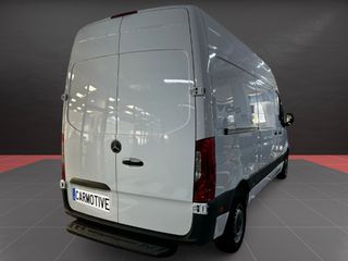 Mercedes-Benz Sprinter 2022 Furgón L2H2 RWD