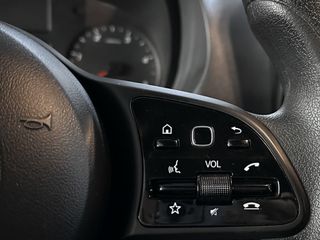 Mercedes-Benz Sprinter 2022 Furgón L2H2 RWD