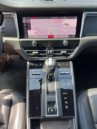 Porsche Macan 2.0 2022