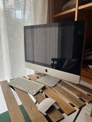 iMac 21,5 + Teclado y Ratón Apple - Piezas